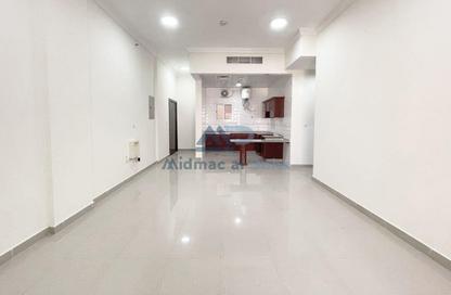 Apartment - 3 Bedrooms - 3 Bathrooms for rent in Al Sadd - Doha