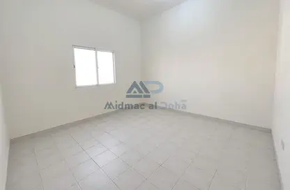Apartment - 3 Bedrooms - 3 Bathrooms for rent in Al Sadd - Doha