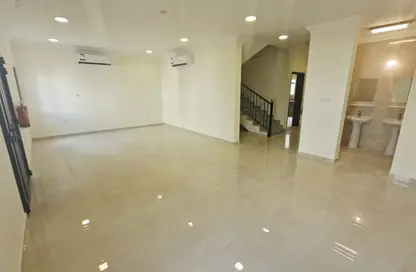 Villa - 6 Bedrooms - 6 Bathrooms for rent in 36 Villa Compound - Al Kheesa - Umm Salal Mohammed