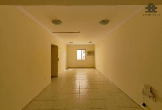 1002998 - Property Main Image