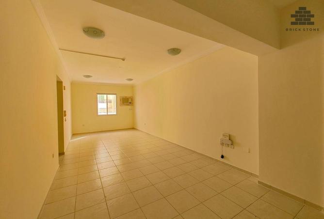 1002998 - Property Image 2