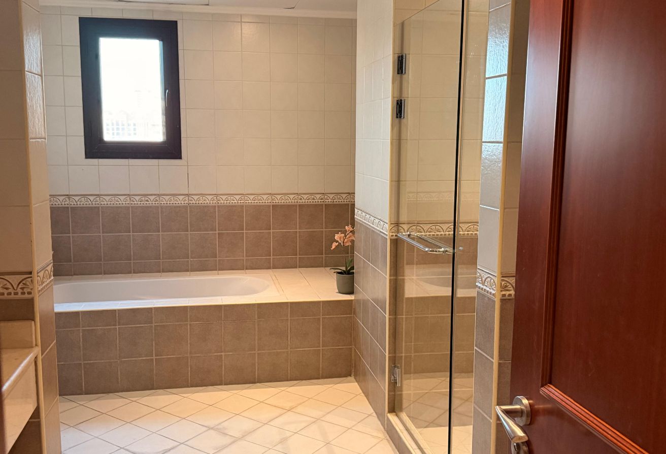2 BHK Fully Furnished Apartment  | Porto Arabia thumbnail 9