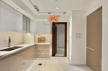 Apartment - 2 Bedrooms - 4 Bathrooms for rent in Crystal Residence - Gewan Island - The Pearl Island - Doha