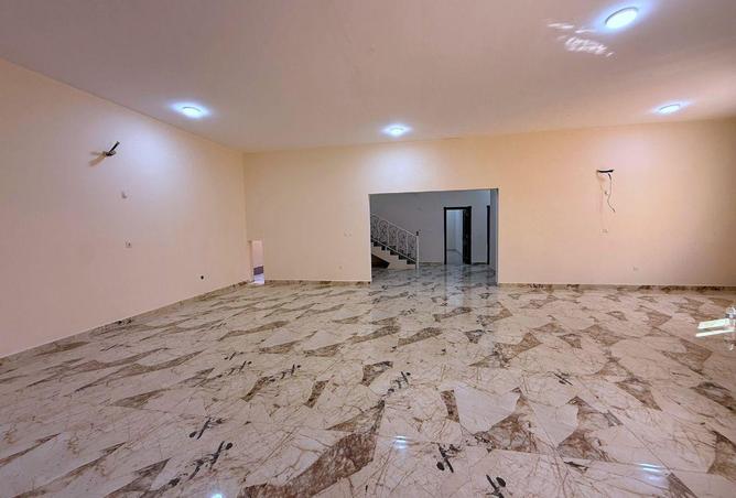 1011702 - Property Image 2