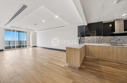 Apartment - 1 - 2 for rent in Viva West - Viva Bahriyah - The Pearl Island - Doha Apartment - 1 - 2 for rent in Viva West - Viva Bahriyah - The Pearl Island - Doha