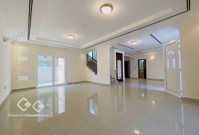 54102707 - Property Image 3