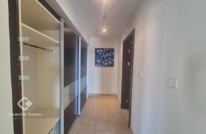 Apartment - 2 Bedrooms - 3 Bathrooms for rent in Carnaval - Qanat Quartier - The Pearl Island - Doha