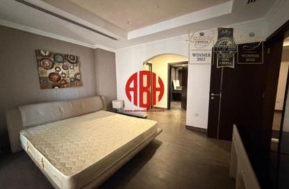 Apartment - 1 Bedroom - 2 Bathrooms for rent in Marina Gate - Porto Arabia - The Pearl Island - Doha