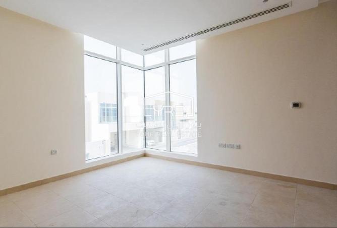 56825210 - Property Image 3