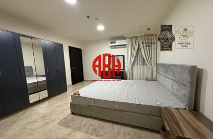 Apartment - 2 Bedrooms - 2 Bathrooms for rent in Al Mansoura - Al Mansoura - Doha