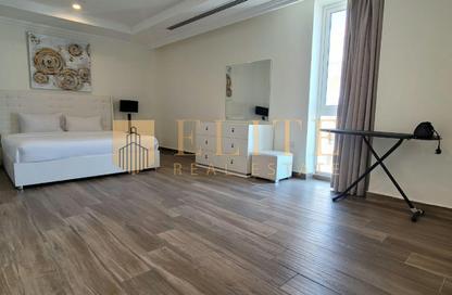 Apartment - 1 - 2 for rent in Viva West - Viva Bahriyah - The Pearl Island - Doha