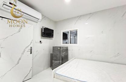 Apartment - Studio - 1 Bathroom for rent in Umm Ghuwailina 4 - Umm Ghuwailina - Doha Apartment - Studio - 1 Bathroom for rent in Umm Ghuwailina 4 - Umm Ghuwailina - Doha