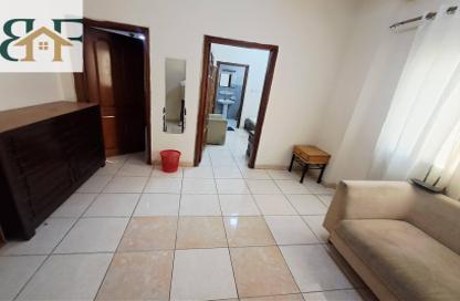 Apartment - 1 Bedroom - 1 Bathroom for rent in Umm Ghwailina Comm - Umm Ghuwalina - Umm Ghuwailina - Doha