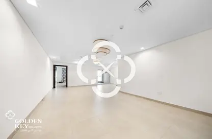 شقة - غرفة نوم - 2 حمامات للايجار في فيفا غرب - فيفا بحرية - جزيرة اللؤلؤة - الدوحة