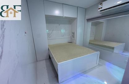 Apartment - Studio - 1 Bathroom for rent in Umm Ghuwalina - Umm Ghuwailina - Doha