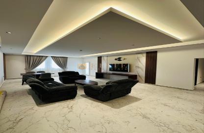 Apartment - 2 Bedrooms - 2 Bathrooms for rent in Al Mansoura - Al Mansoura - Doha