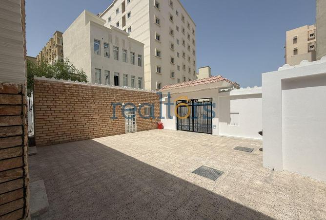 60948449 - Property Image 3