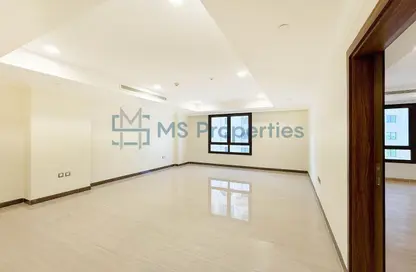 Apartment - 1 Bedroom - 2 Bathrooms for rent in East Porto Drive - Porto Arabia - The Pearl Island - Doha