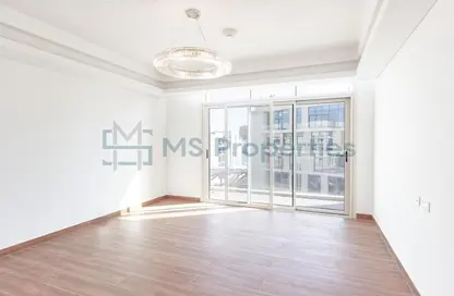 Apartment - 2 Bedrooms - 3 Bathrooms for sale in Crystal Residence - Gewan Island - The Pearl Island - Doha