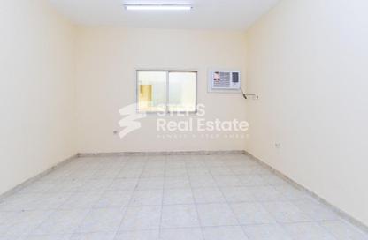 سكن عمال - استوديو - 8 حمامات للايجار في المنطقة الصناعية 4 - المنطقة الصناعية - المنطقة الصناعية - الدوحة