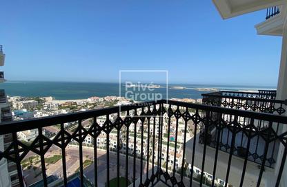 Apartment - 2 Bedrooms - 4 Bathrooms for sale in Floresta Gardens - Floresta Gardens - The Pearl Island - Doha