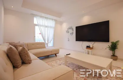 Apartment - 2 Bedrooms - 2 Bathrooms for sale in D22 - Fox Hills - Lusail