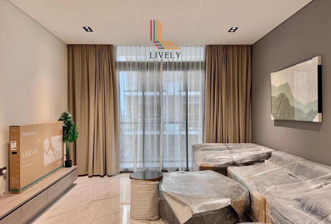 1002875 - Property Image 2