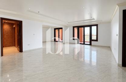 Apartment - 2 Bedrooms - 3 Bathrooms for rent in Porto Arabia - The Pearl Island - Doha Apartment - 2 Bedrooms - 3 Bathrooms for rent in Porto Arabia - The Pearl Island - Doha