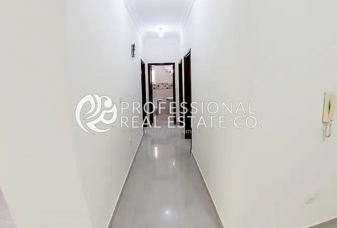 57200599 - Property Image 3