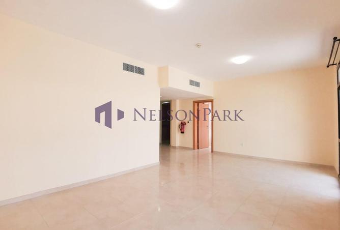 54490738 - صورة العقار 2