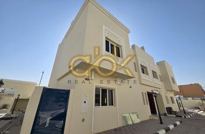 مجمع سكني - 8 غرف نوم - 8 حمامات للايجار في منطقة مويثر - الريان - الدوحة