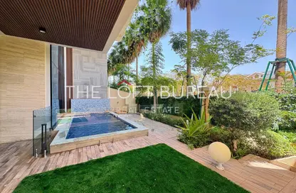 Duplex - 4 Bedrooms - 5 Bathrooms for sale in Giardino Gardens - Giardino Villas - The Pearl Island - Doha