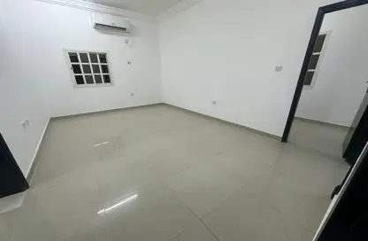 Apartment - 1 Bedroom - 1 Bathroom for rent in Bu Hamour Street - Abu Hamour - Doha