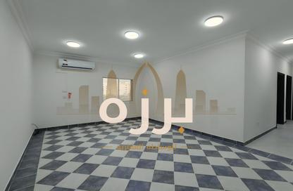 Apartment - 3 Bedrooms - 3 Bathrooms for rent in Fereej Bin Mahmoud - Doha