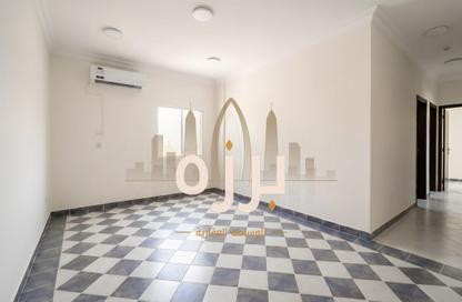 Apartment - 3 Bedrooms - 3 Bathrooms for rent in Fereej Bin Mahmoud - Doha