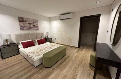 Villa - 5 Bedrooms - 7 Bathrooms for rent in Al Thumama - Al Thumama - Doha