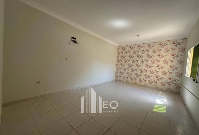 53332721 - Property Main Image