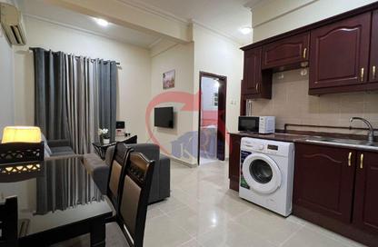 Apartment - 1 Bedroom - 1 Bathroom for rent in La Martine Building - Old Salata - Salata - Doha