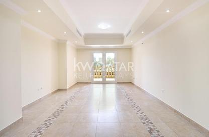 Apartment - 2 Bedrooms - 2 Bathrooms for rent in West Porto Drive - Porto Arabia - The Pearl Island - Doha