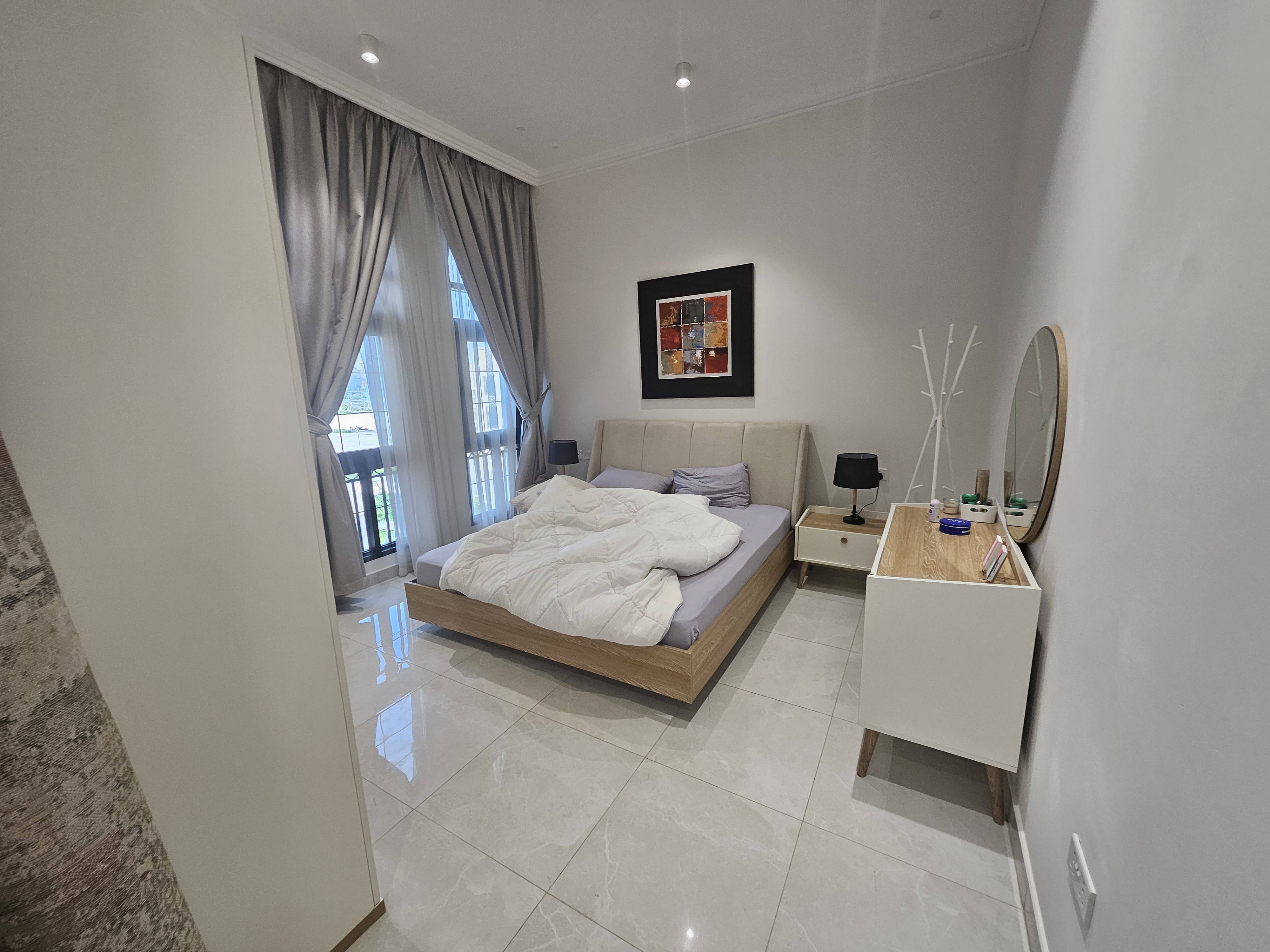 HIGH END SEE VIEW 1BEDROOM FULLY FURNISHED BALCONY thumbnail 5