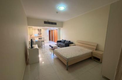 Apartment - Studio - 1 Bathroom for rent in Viva West - Viva Bahriyah - The Pearl Island - Doha