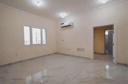 شقة - 2 غرف نوم - 1 حمام للايجار في شارع الخازن - مدينة خليفة جنوب - مدينة خليفة - الدوحة