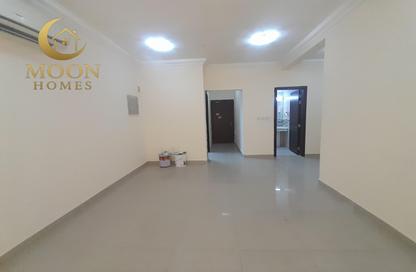 Apartment - 2 Bedrooms - 2 Bathrooms for rent in Al Mansoura - Al Mansoura - Doha