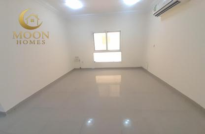Apartment - 2 Bedrooms - 2 Bathrooms for rent in Al Mansoura - Al Mansoura - Doha