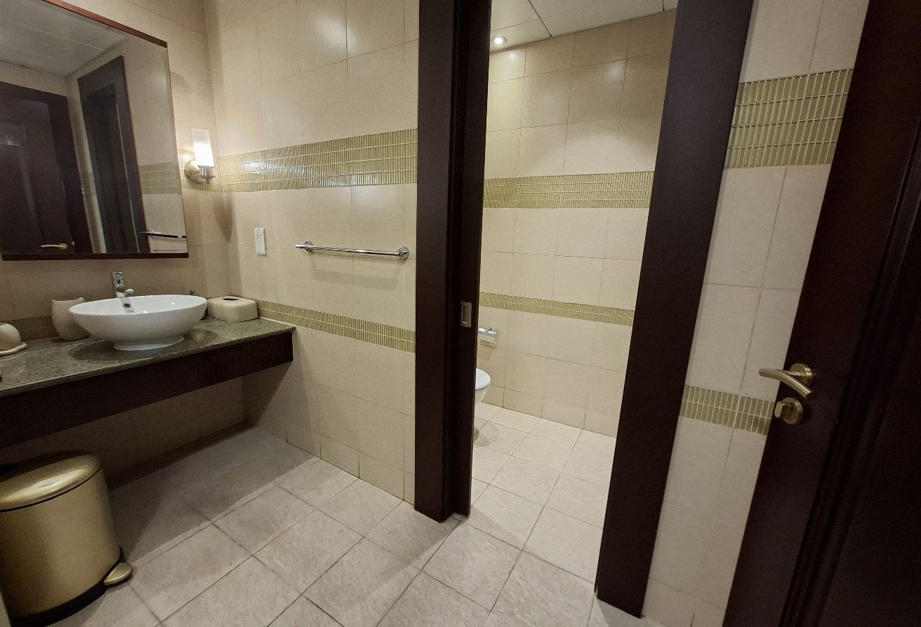 Luxury 1BR | Full Sea View  | Fully Furnished |Por thumbnail 16