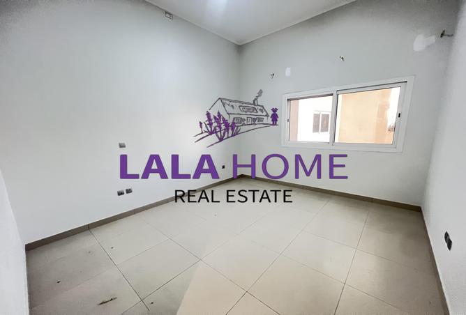 1003489 - Property Image 3