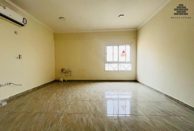 52226582 - Property Image 3