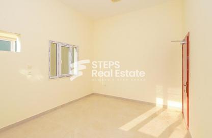 Warehouse - Studio for rent in East Industrial Street - Birkat Al Awamer - Al Wakra