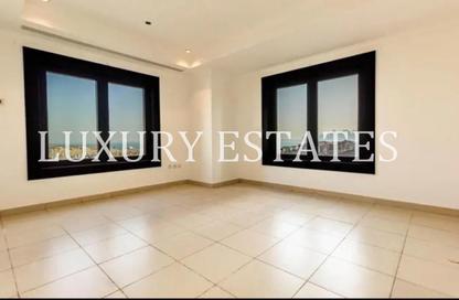 Apartment - 2 - 4 for sale in East Porto Drive - Porto Arabia - The Pearl Island - Doha Apartment - 2 - 4 for sale in East Porto Drive - Porto Arabia - The Pearl Island - Doha