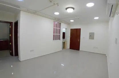 Apartment - 2 Bedrooms - 2 Bathrooms for rent in Muaither South - Muaither Area - Doha Apartment - 2 Bedrooms - 2 Bathrooms for rent in Muaither South - Muaither Area - Doha